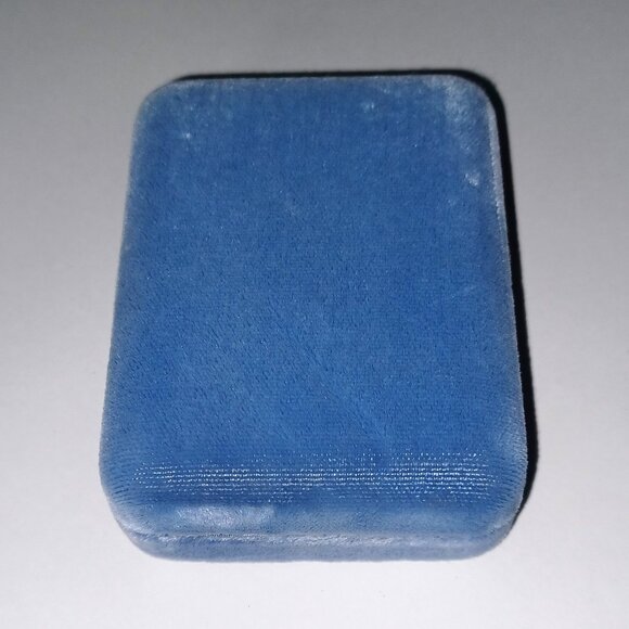 JB Robinson Opal Pendant Necklace with 12K Gold Filled 15 inch chain. - Picture 6 of 6